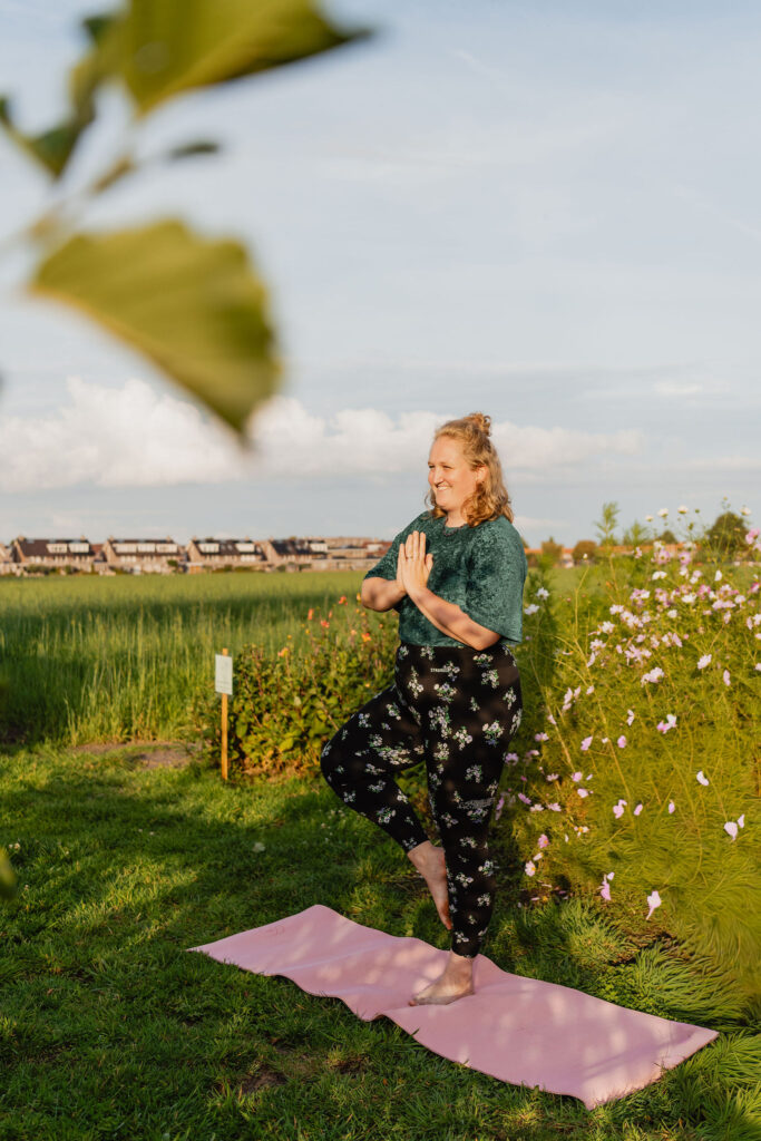 Outdoor en personal branding fotografie pluktuin yoga